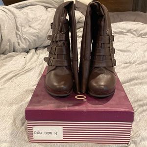 Bamboo- new never worn womens size 10